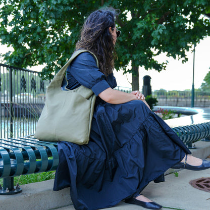 Leather Women's Tote Bag in Olive Green – Stylish and versatile ladies' purse, travel shopping bag, hobo shoulder bag, and multipurpose handbag for everyday use.