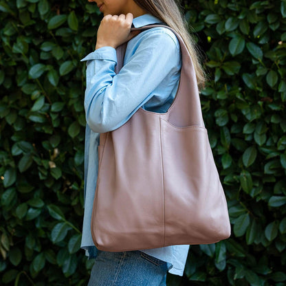 Leather Women's Tote Bag in Pink– Stylish and versatile ladies' purse, travel shopping bag, hobo shoulder bag, and multipurpose handbag for everyday use.